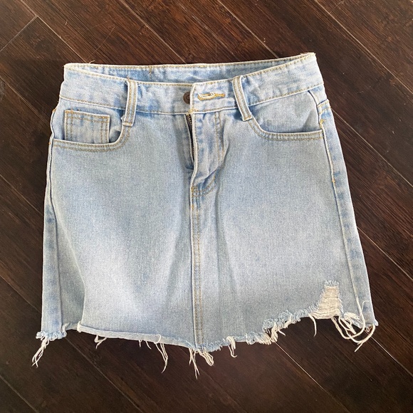 Petite light wash jean skirt, size S - Picture 1 of 1